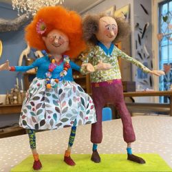 Papiermaché Hippiepäärchen