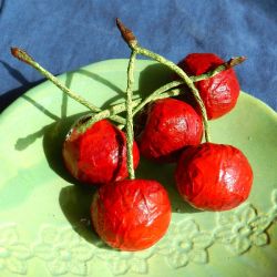 Papiermaché Kirschen