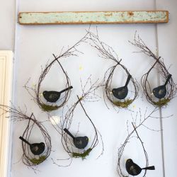 Papiermaché Kranzamseln