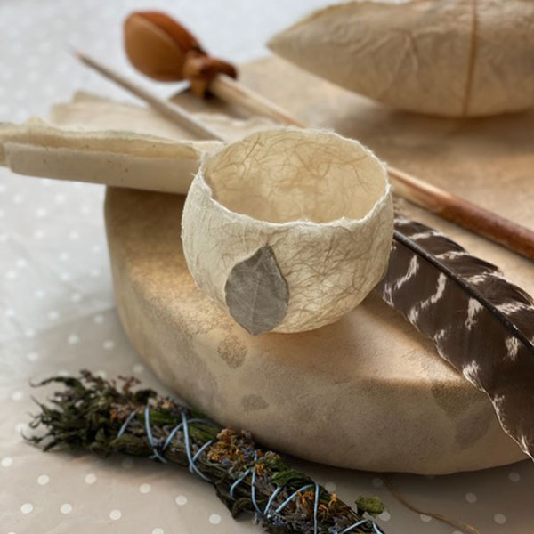 Papiermaché Raunachtswerkzeug